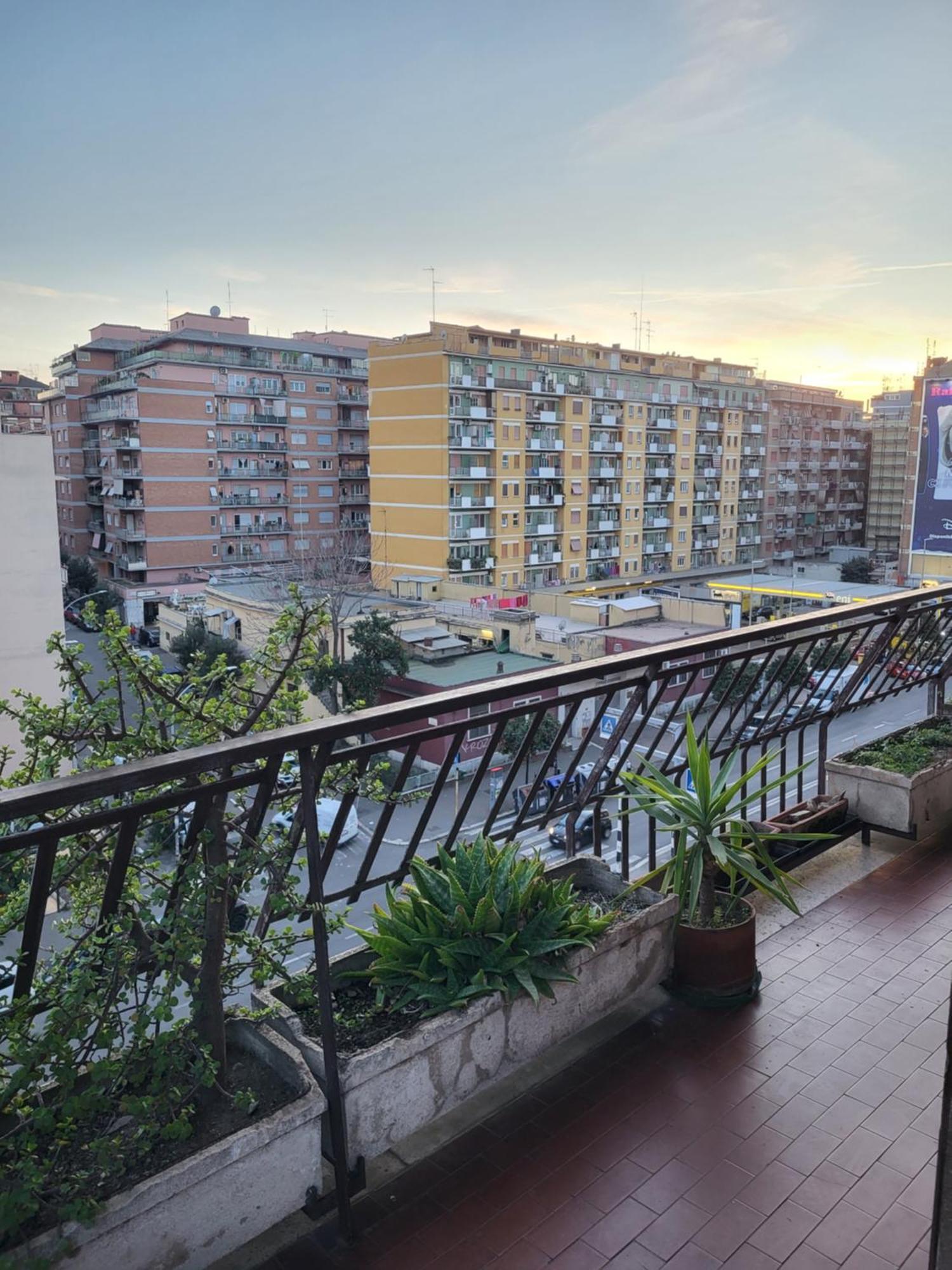 Home Sweet Home Tiburtina Station Рим Экстерьер фото
